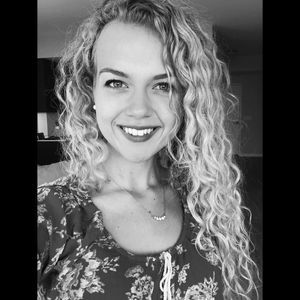 Meet your Posher, Molly